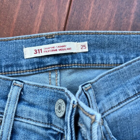 Levi's women's skinny 311 - Picture 2 of 3